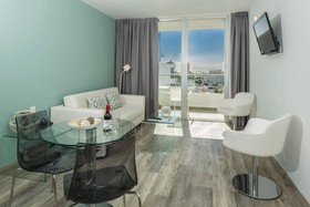 Coral Ocean View Hotel