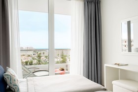 Coral Ocean View Hotel