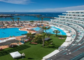 HOVIMA La Pinta Beachfront Family Hotel