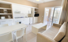 Los Olivos Beach Resort