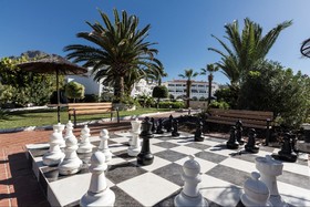 Regency Torviscas