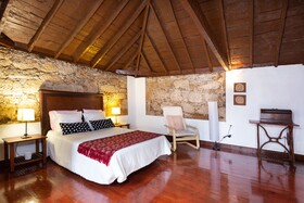 La Casa De Aya