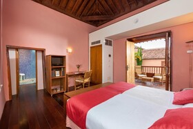 La Quinta Roja