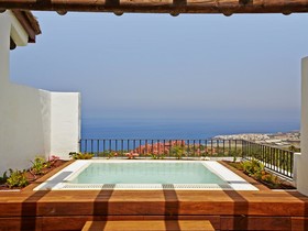 Las Terrazas de Abama Suites