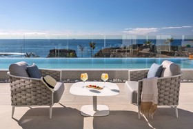 Royal Hideaway Corales Suites