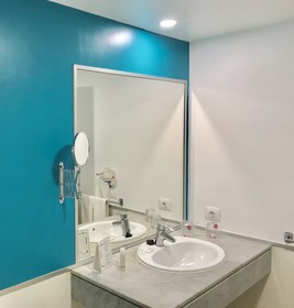 La Quinta Park Suites