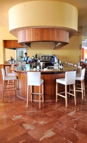 La Quinta Park Suites