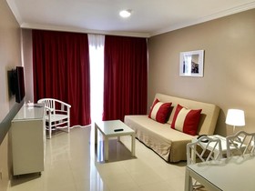 La Quinta Park Suites