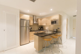 Ona Hollywood Mirage