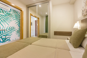 Klayman Diamond Aparthotel