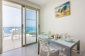 Klayman Diamond Aparthotel