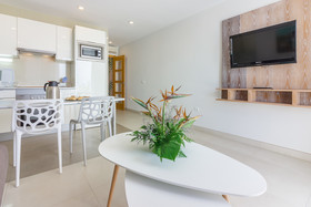 Klayman Diamond Aparthotel