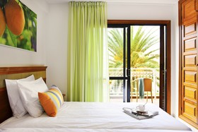 Coral Compostela Beach