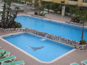 Las Piramides Resort