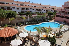 Apartamentos Marola Park