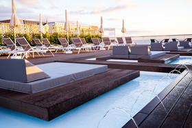 Coral Suites & Spa Hotel