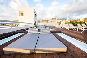 Coral Suites & Spa Hotel