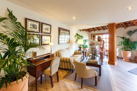 Apartamentos Ambassador