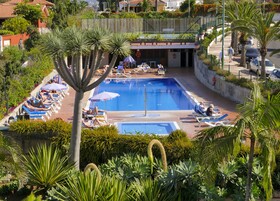 FERGUS Puerto de la Cruz