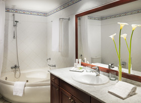 Hotel Las Águilas Tenerife Affiliated by Meliá