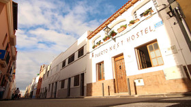 Puerto Nest Hostel