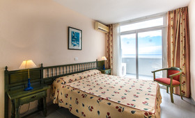 BlueSea Lagos De Cesar