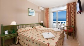 BlueSea Lagos De Cesar