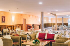 Grand Muthu Golf Plaza