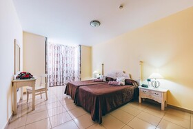 Grand Muthu Golf Plaza