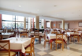Grand Muthu Golf Plaza