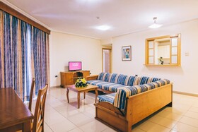 Grand Muthu Golf Plaza