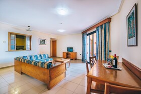 Grand Muthu Golf Plaza