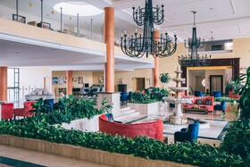 Grand Muthu Golf Plaza