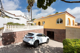 Luxury Villa Benahoare