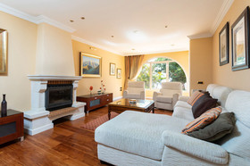 Luxury Villa Benahoare