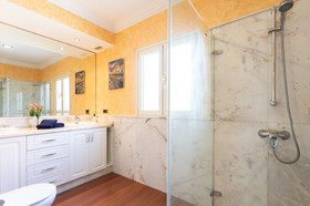 Luxury Villa Benahoare