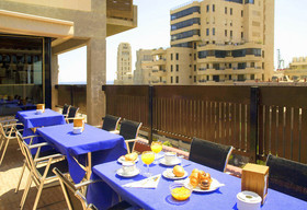 Hotel Adonis Plaza