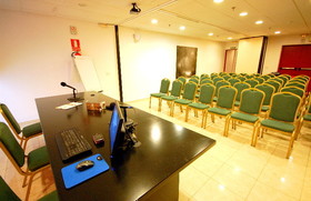 Hotel Adonis Plaza