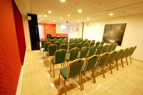 Hotel Adonis Plaza