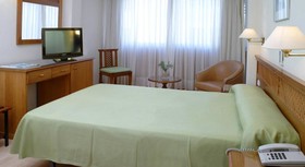 Hotel Adonis Pelinor