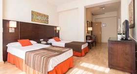 Hotel Adonis Pelinor