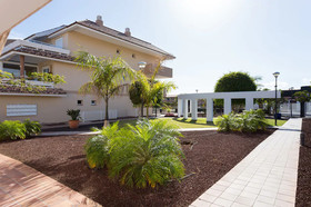 Royal Marina Golf Apartments