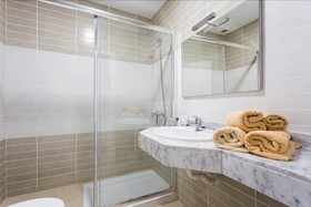 Royal Marina Golf Apartments
