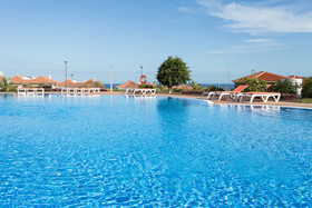 Royal Marina Golf Apartments