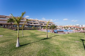 Royal Marina Golf Apartments