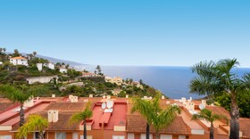 Coral La Quinta Park Suites