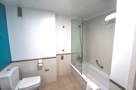 Coral La Quinta Park Suites