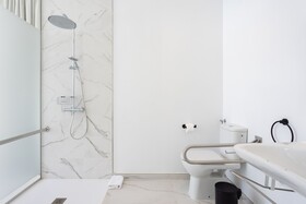 Crystal Luxury Apartments