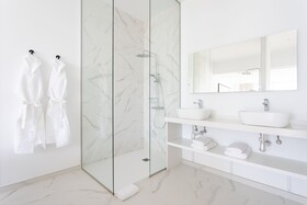 Crystal Luxury Apartments