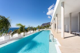 Crystal Luxury Apartments